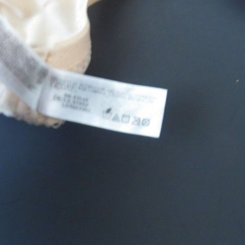 Wacoal La Femme Underwire T-shirt Bra Nude  36C EUC - Picture 10 of 10